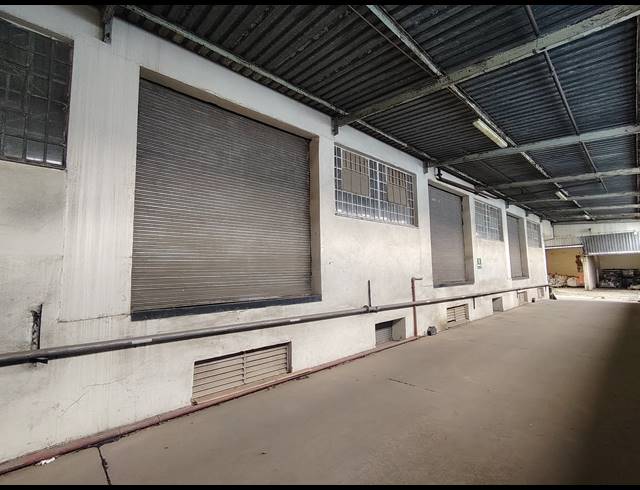 3,715M² WAREHOUSE TO LET IN HERIOTDALE